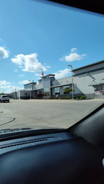 Crew Carwash Picture 2