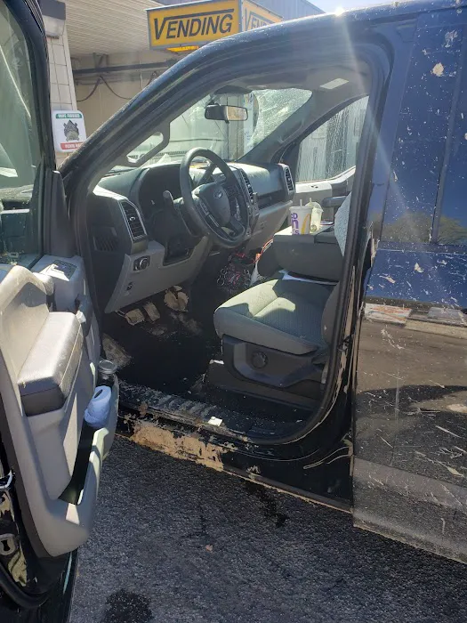 Clancy's Car Wash Picture 5