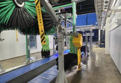 Glide Xpress Car Wash photo 2