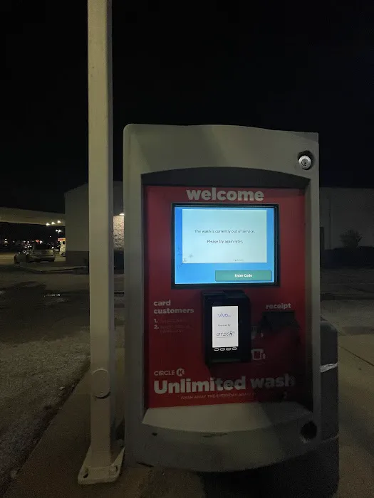 Circle K Car Wasn Picture 2