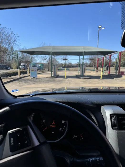 Zips Car Wash Picture 2