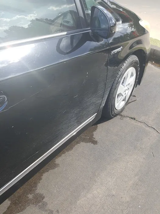 Zips Car Wash Picture 9