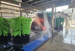 Glide Xpress Car Wash photo 2