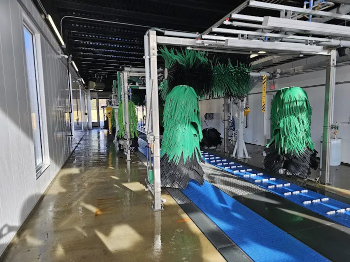 Glide Xpress Car Wash Picture 6