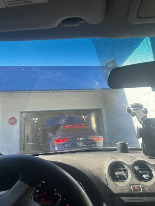 Take 5 Car Wash Picture 3