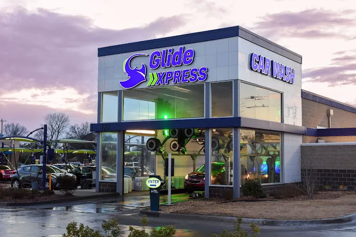 Glide Xpress Car Wash Picture 9