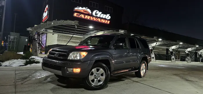 Club Car Wash Picture 4