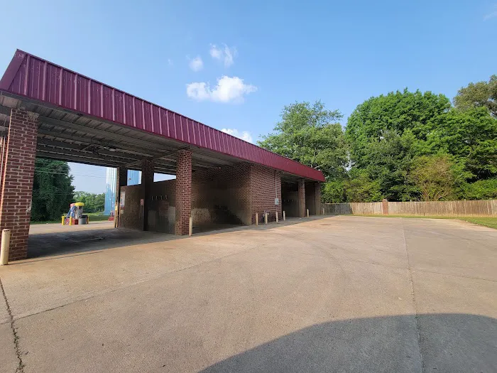 Nail Road Car Wash Picture 3