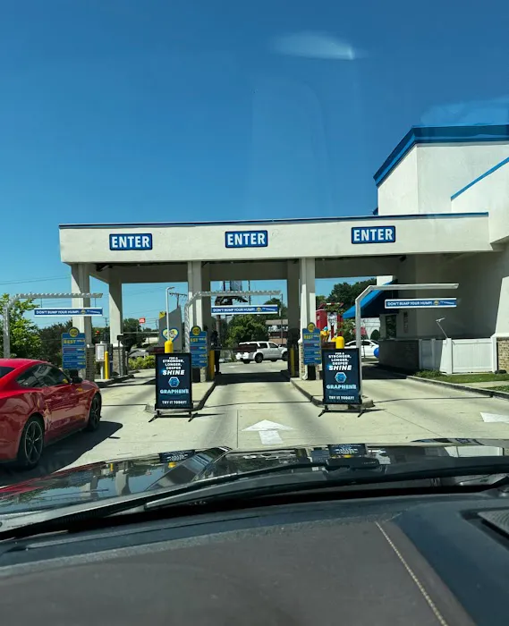 Camel Express Car Wash Picture 2