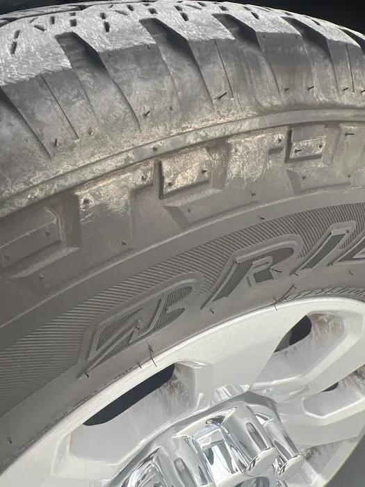 Tommy's Express® Car Wash Picture 3