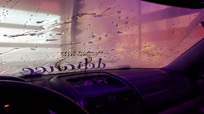 U-Wash Self Service Picture 1