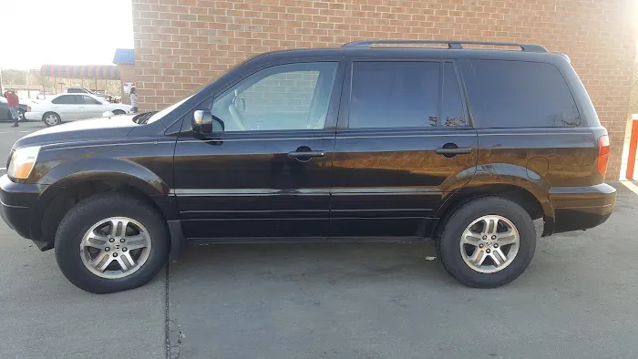 La Vergne Car Wash Picture 1