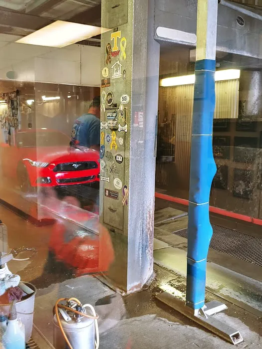 Smith Brothers Car Wash Picture 10