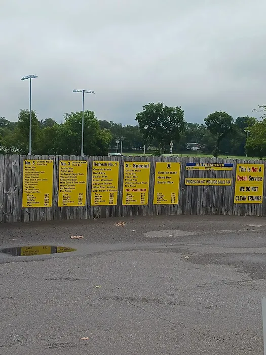 Smith Brothers Car Wash Picture 2