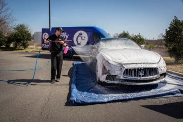 Mobile Vehicle Wash vs. Stationary: What Works Better in Urban Areas?