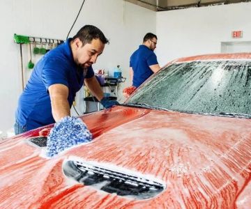 Should You Tip at a Vehicle Wash? American Vehicle Owner Guide