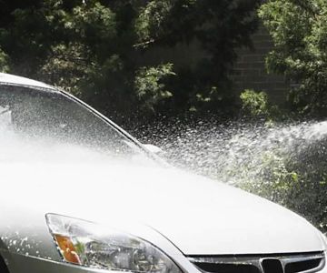 How to Avoid Swirl Marks When Washing Your Vehicle