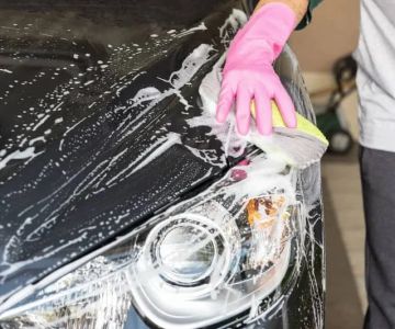 How to Wash a Black Car Without Leaving Streaks: Expert Tips