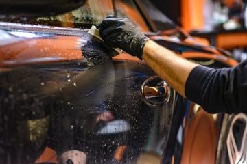 Should You Tip at a Vehicle Wash? An American Vehicle Owner Guide