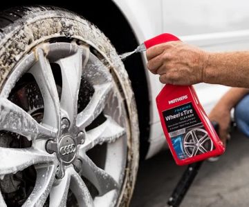 The Importance of Cleaning Your Wheels and Tires Properly (U.S. Guide)