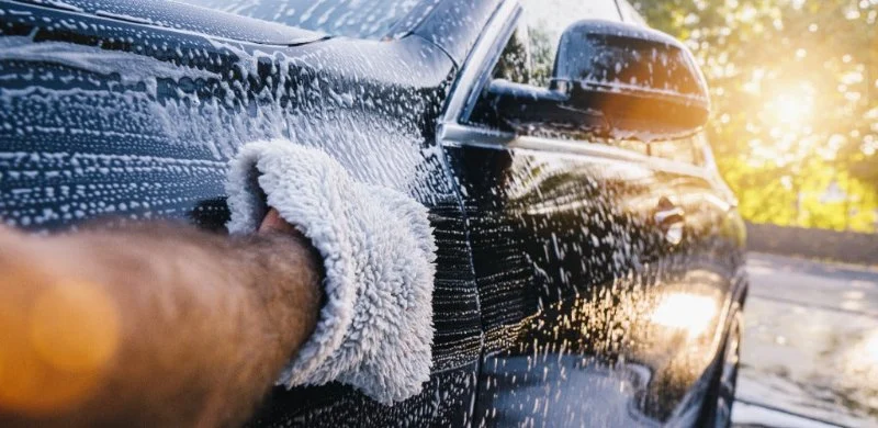 How to Wash a Truck or SUV Efficiently Like a Pro