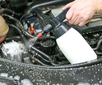 How to Clean Engine Bay Without Causing Damage: Essential Tips and Techniques