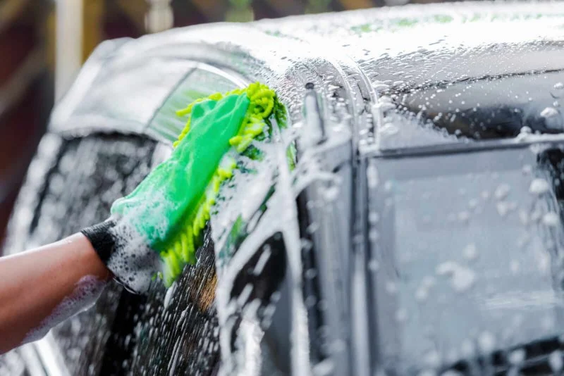 Vehicle Wash Scams to Avoid in Tourist Areas – Stay Safe