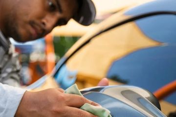 How to Choose the Right Microfiber Towels & Wash Mitts for Your Car