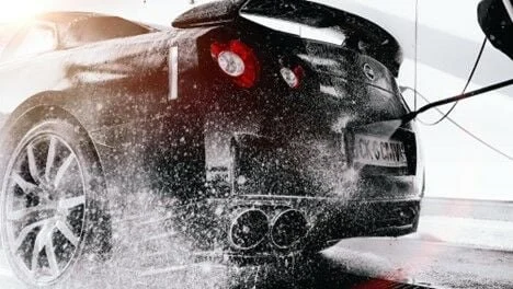 Vehicle Wash Scams to Avoid in Tourist Areas