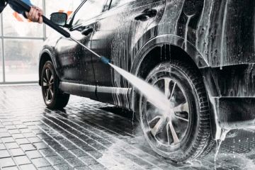 How to Wash a Black Vehicle Without Leaving Streaks | Gibby Car Wash