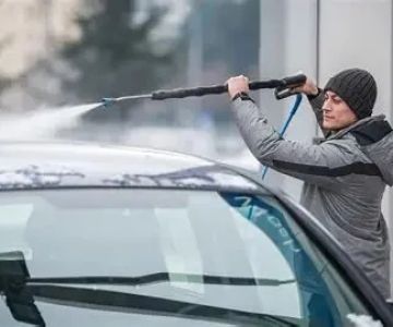 Winter Vehicle Wash Tips for Cold Climates – Protecting Your Car in Harsh Weather
