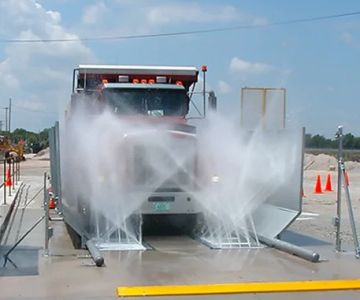 How to Wash Pickup Trucks After Hauling Dirt or Gravel