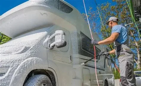 Vehicle Wash Tips for RVs and Larger Vehicles in 2024