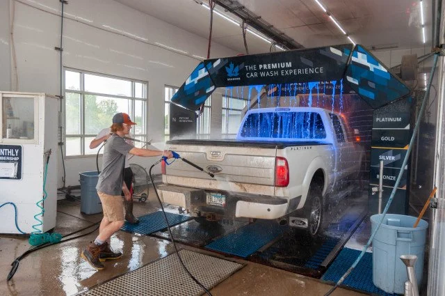 How to Wash Pickup Trucks with Tonneau Covers