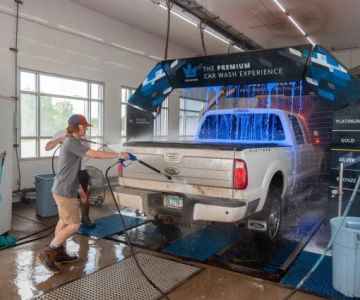 How to Wash Pickup Trucks with Tonneau Covers