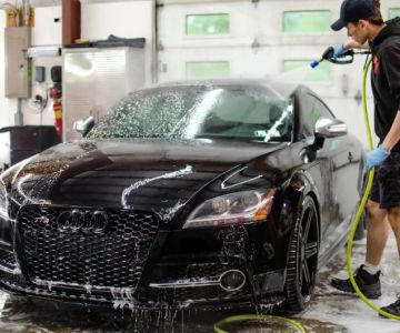 How Automotive Detailing Shops Choose Their Wash Products: Key Factors to Consider