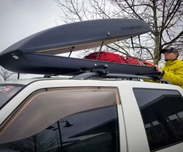 How to Wash Cars with Roof Boxes Installed: Tips for a Thorough Clean