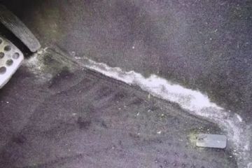 How to Remove Salt Stains from Car Carpets in Winter