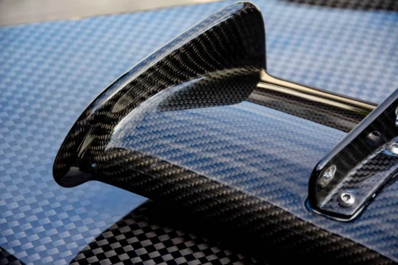 How to Wash Cars with Painted Carbon Fiber Accessories