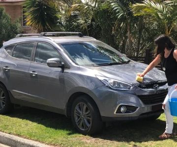 How to Wash Cars with Retractable Hardtops: A Complete Guide