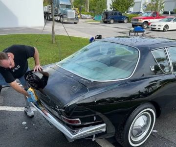 How to Wash Cars with High-Gloss Black Paintwork | Gibby Car Wash