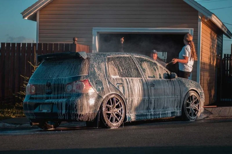 How to Wash a Car in Direct Sunlight Without Spots
