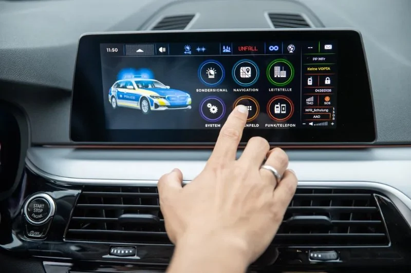 How to Safely Wash Cars with Digital Touchscreens