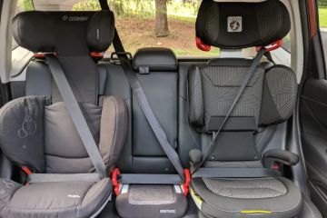 How to Clean Child Car Seats Without Damaging Fabric: A Step-by-Step Guide