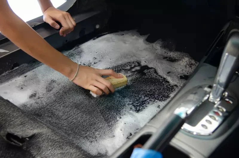How to Clean Car Carpets After Beach Trips