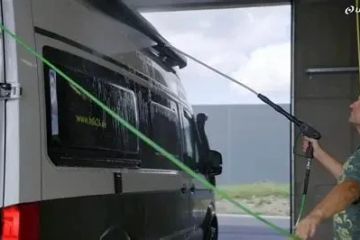 How to Wash Motorhomes and Large Vehicles: Tips for a Clean, Shiny Finish