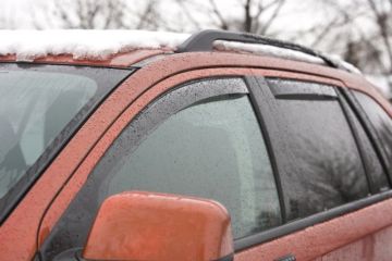 How to Wash a Car with Rain Guards and Wind Deflectors