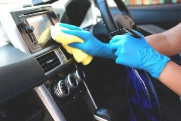 How to Clean Dashboard Screens and Touch Displays for Optimal Clarity
