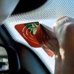 How to Effectively Remove Sticky Labels or Adhesives from Car Glass