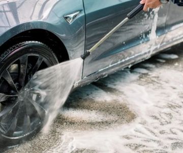 How to Wash a Car After Hailstorms and Heavy Winds